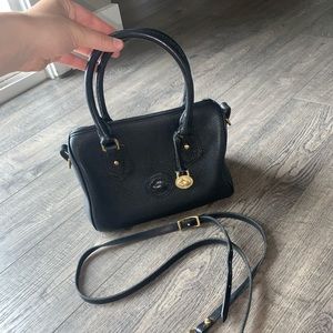 Dooney & Bourke Handbag & Crossbody Black Leather